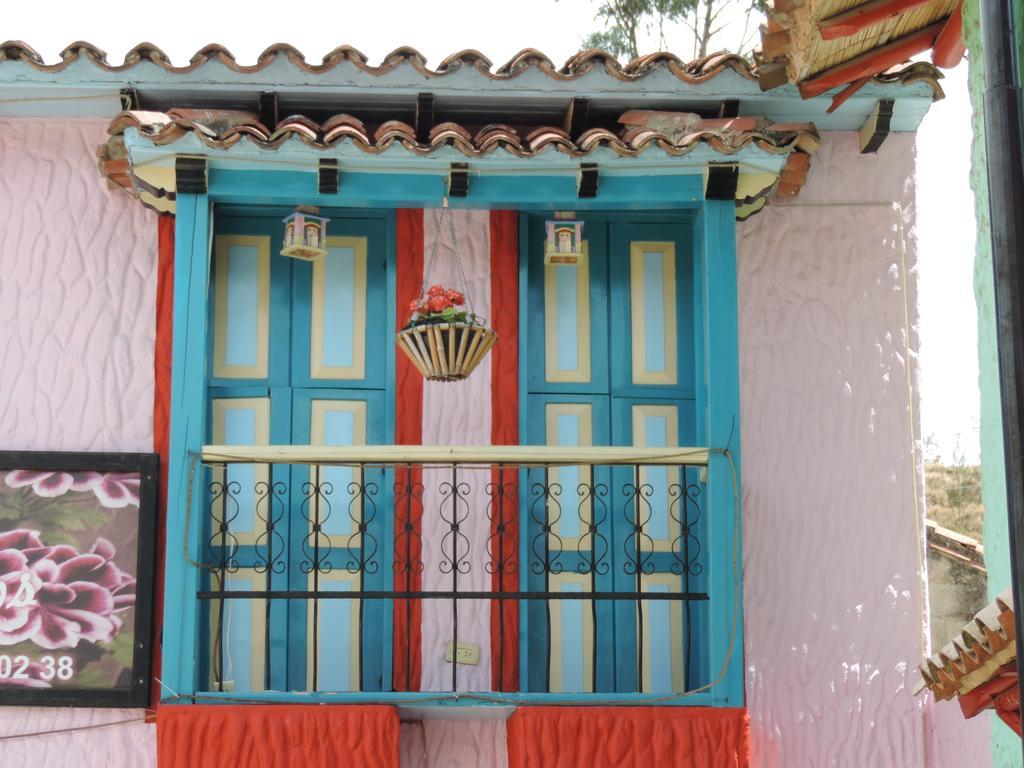 Hotel Los Geranios Duitama Kamer foto