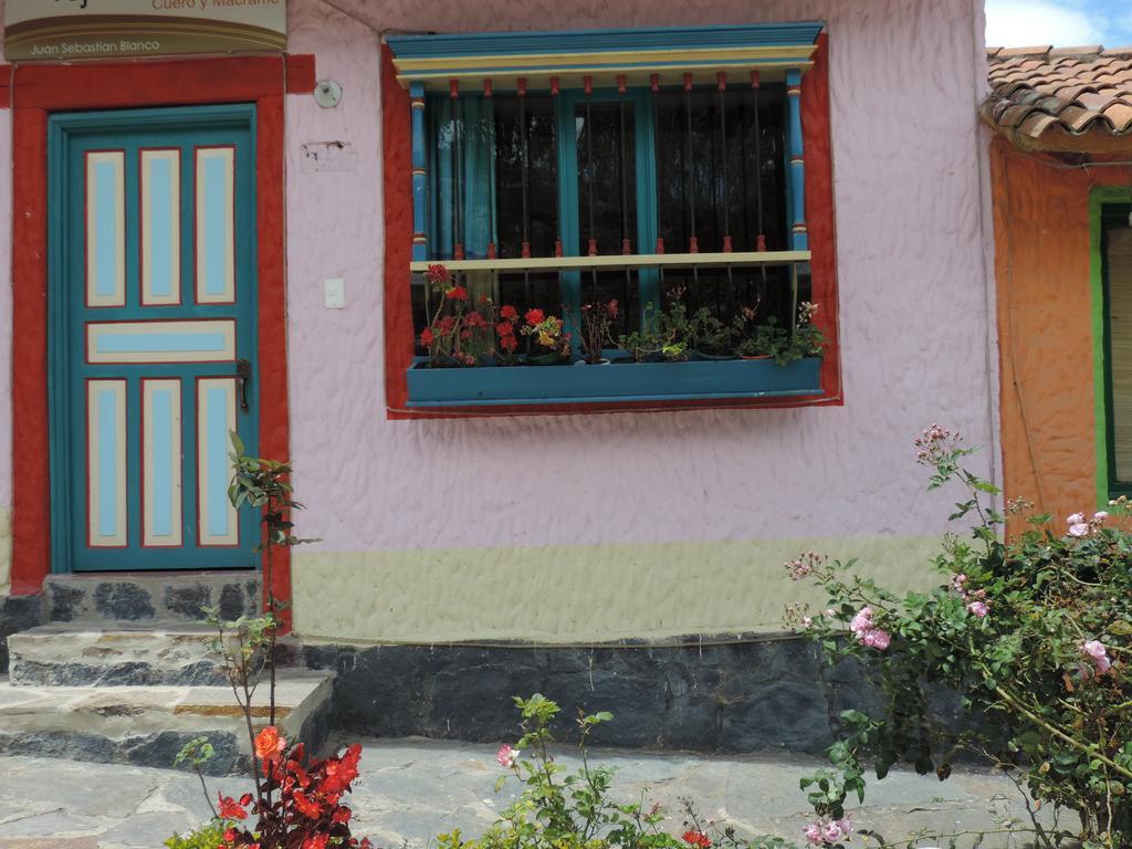 Hotel Los Geranios Duitama Buitenkant foto