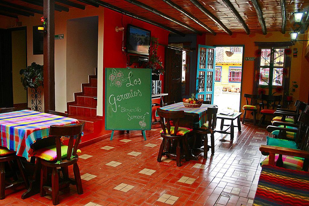 Hotel Los Geranios Duitama Buitenkant foto