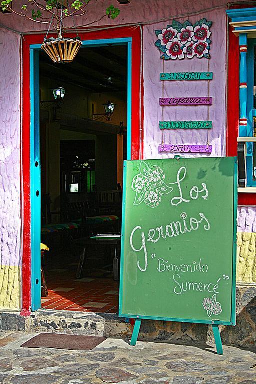 Hotel Los Geranios Duitama Buitenkant foto