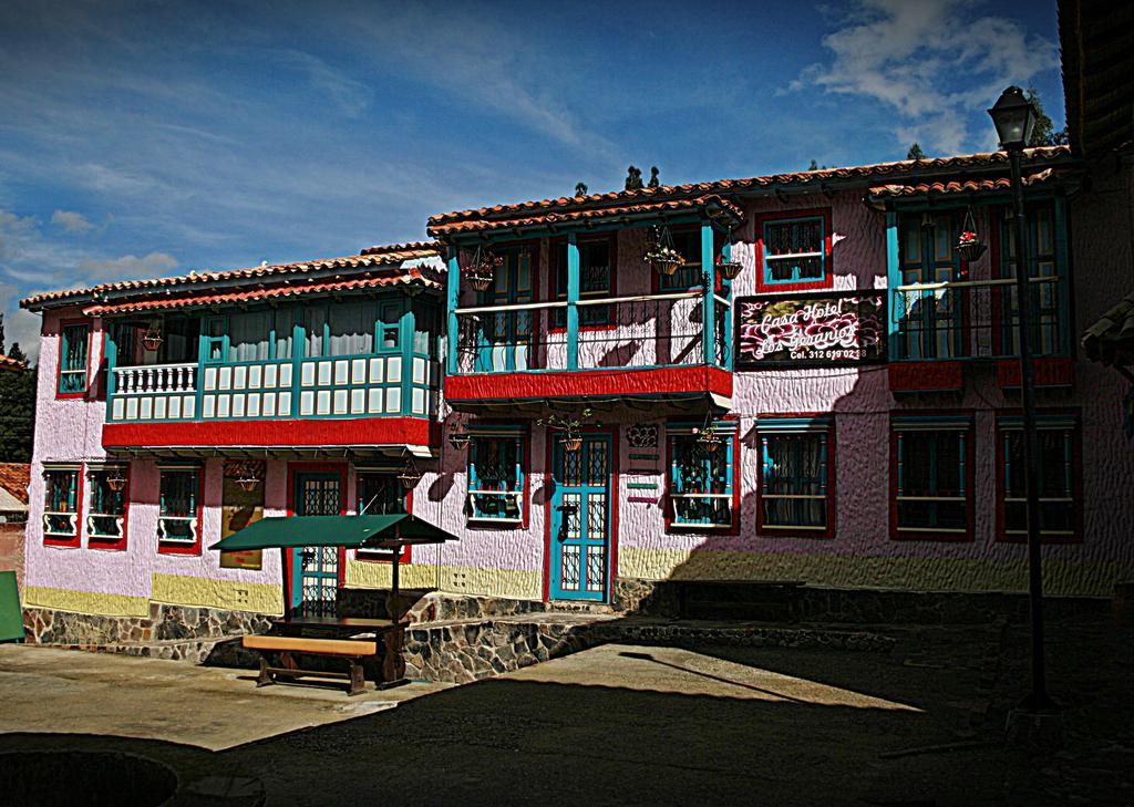 Hotel Los Geranios Duitama Buitenkant foto